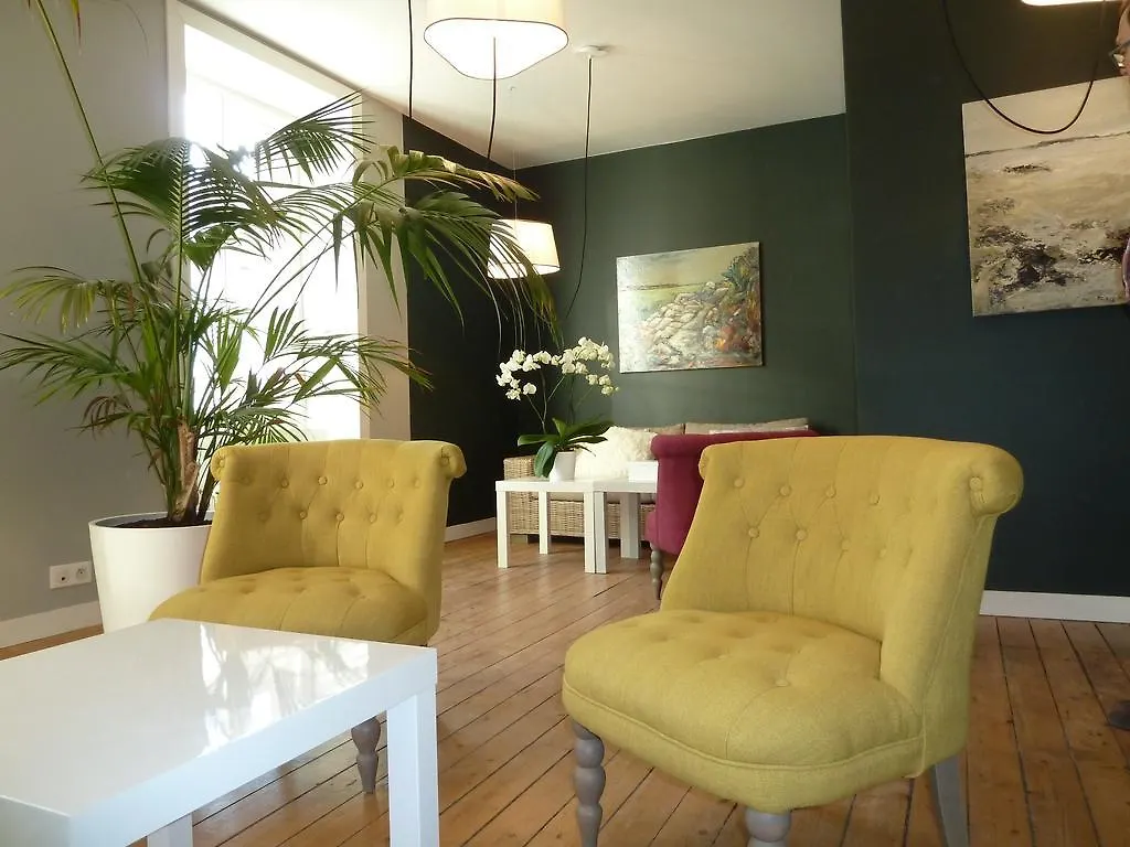 Les Parfums De Madeleine Bed and Breakfast Montbrison Bed & Breakfast